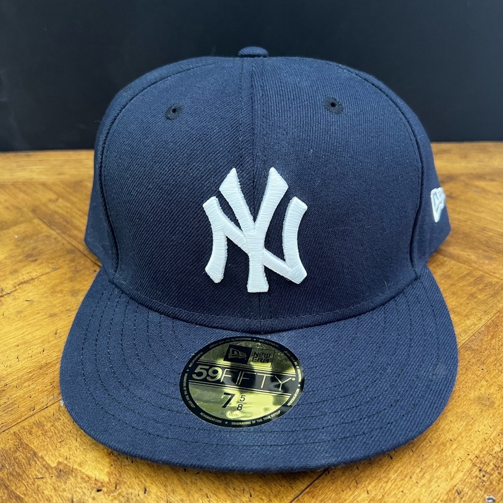 New Era Navy Blue NY Yankees Cap